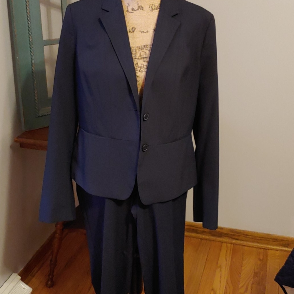 Suit
